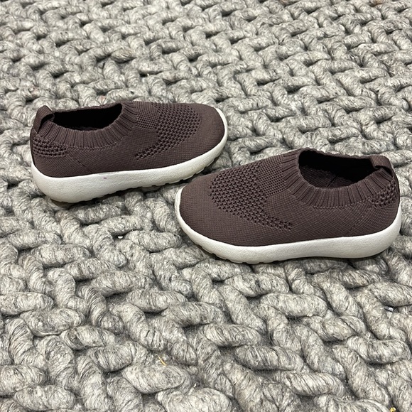 Toddler slip on shoes 7c - Picture 2 of 2